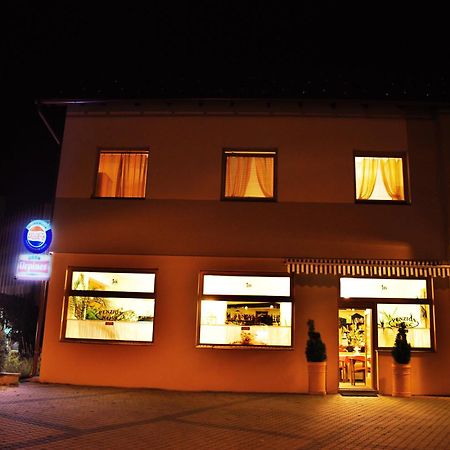 Penzion Majak Banská Bystrica Exterior photo