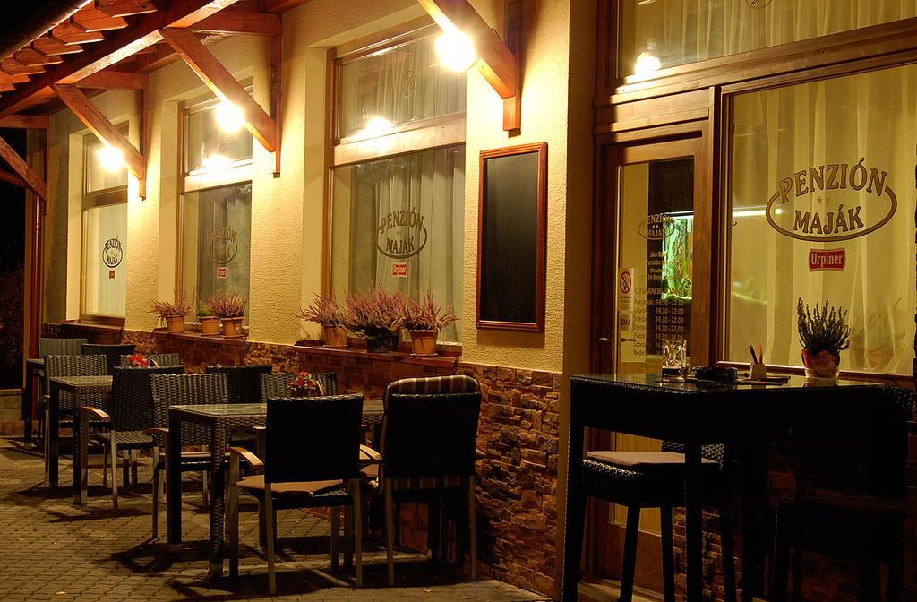 Penzion Majak Banská Bystrica Exterior photo