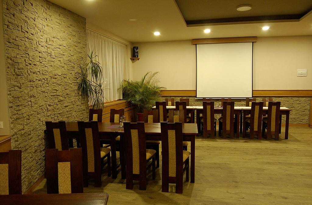Penzion Majak Banská Bystrica Exterior photo